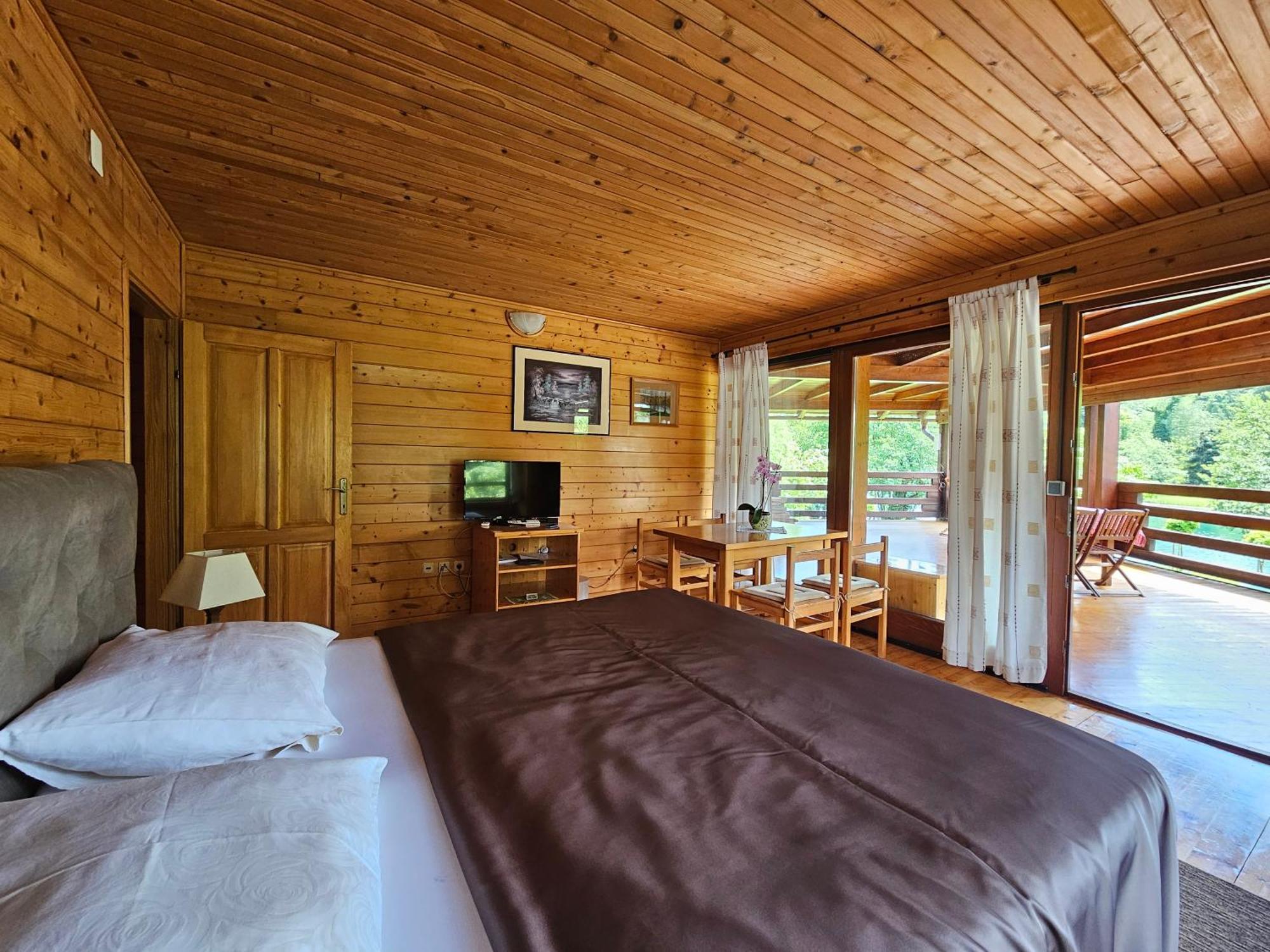Apartment Mreznicka Kuca ดูกาเรซา ภายนอก รูปภาพ