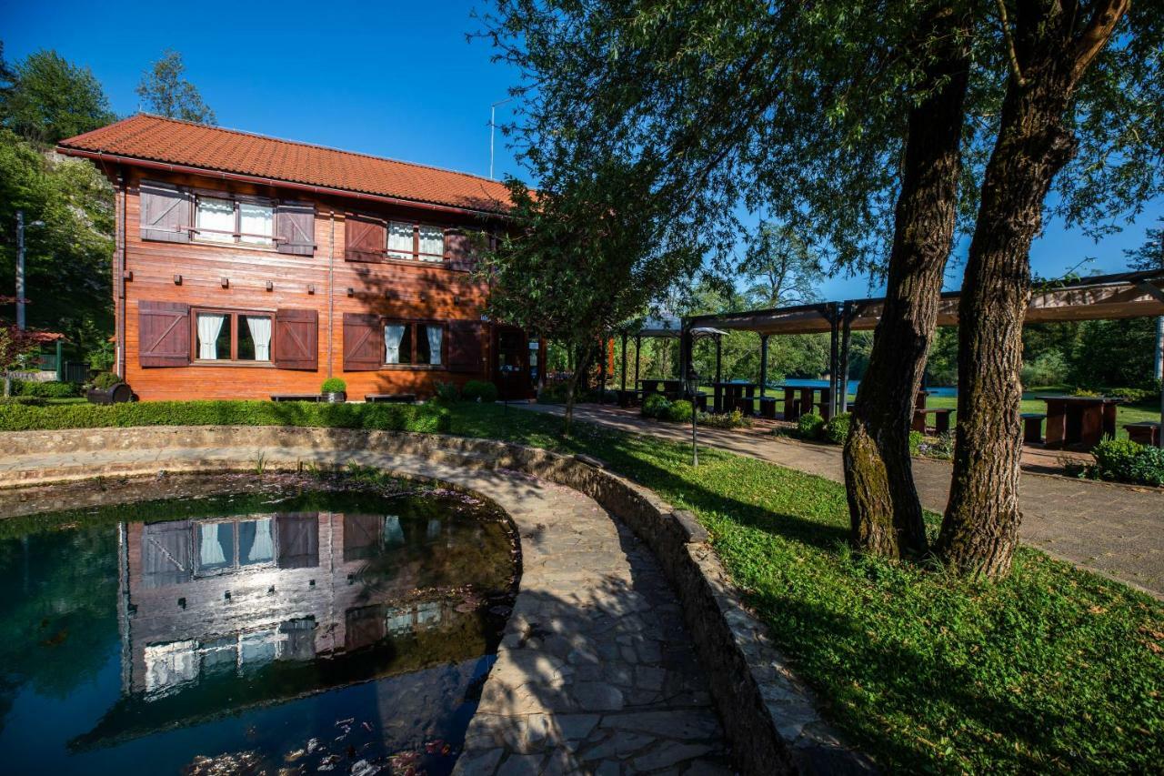 Apartment Mreznicka Kuca ดูกาเรซา ภายนอก รูปภาพ